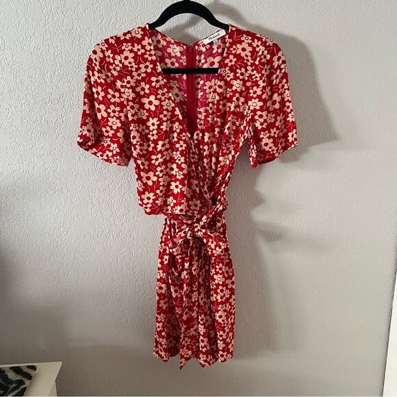 Madewell Floral Wrap-Front Romper in Mini Daisy - Picture 3 of 9